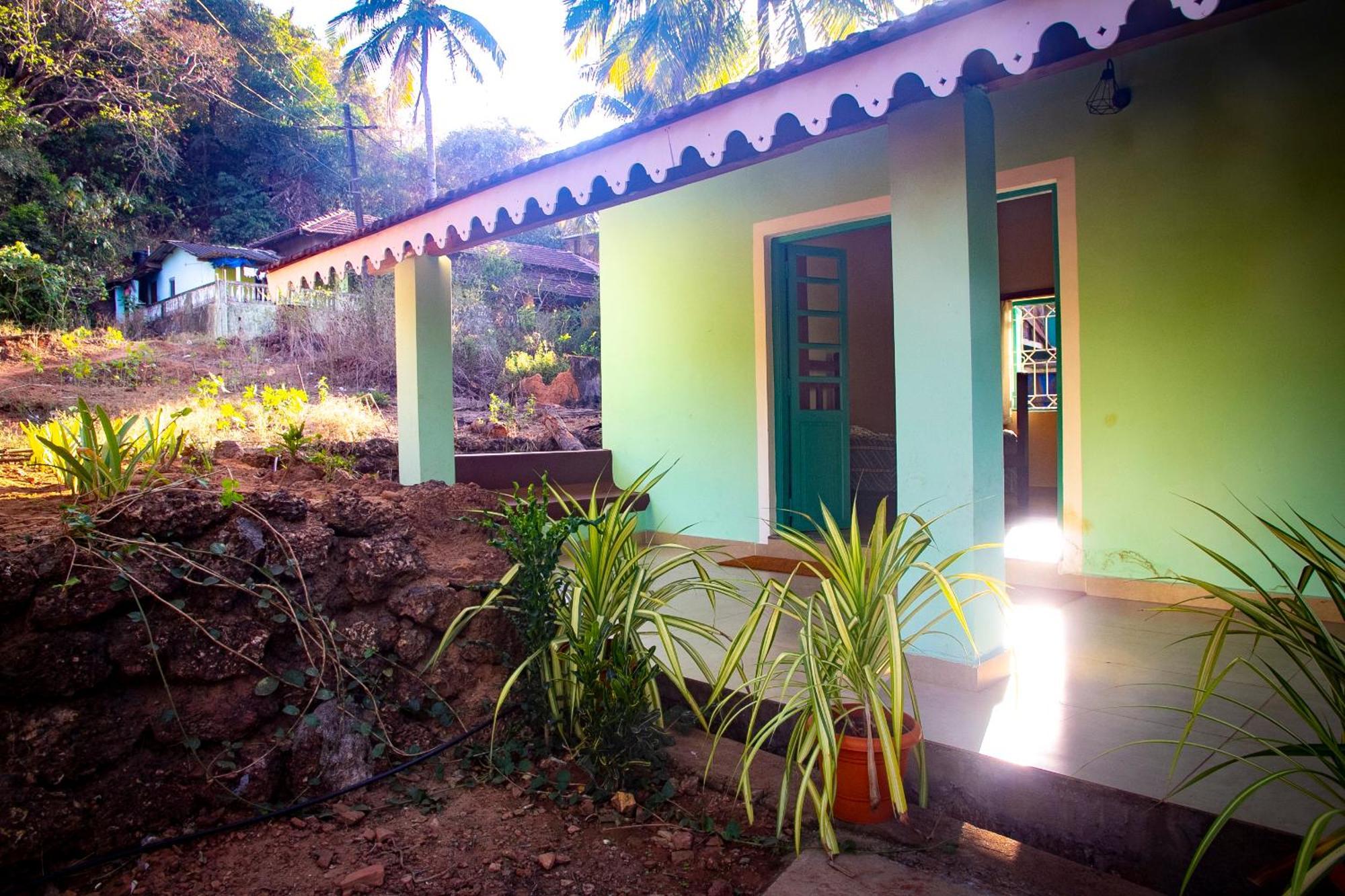 The Bungalow Bogmalo An 1880 Indo Portuguese Heritage Beach Villa South Goa Dış mekan fotoğraf