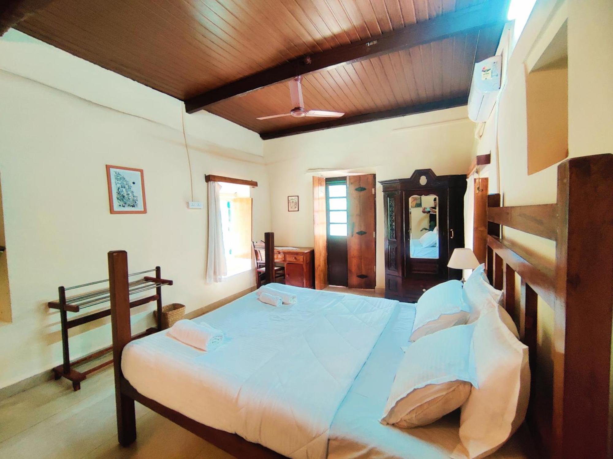 The Bungalow Bogmalo An 1880 Indo Portuguese Heritage Beach Villa South Goa Dış mekan fotoğraf